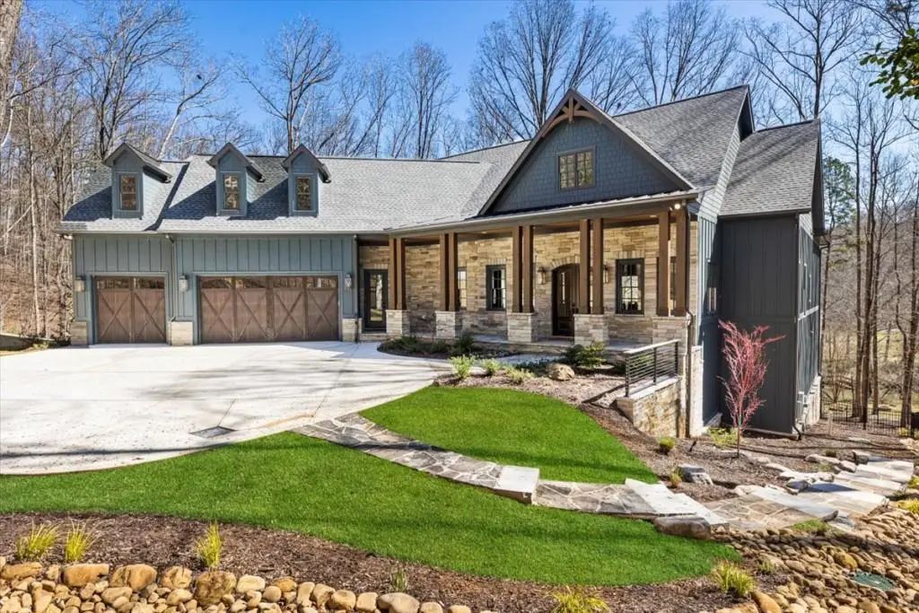 448 Golden Bear Pass, Dahlonega