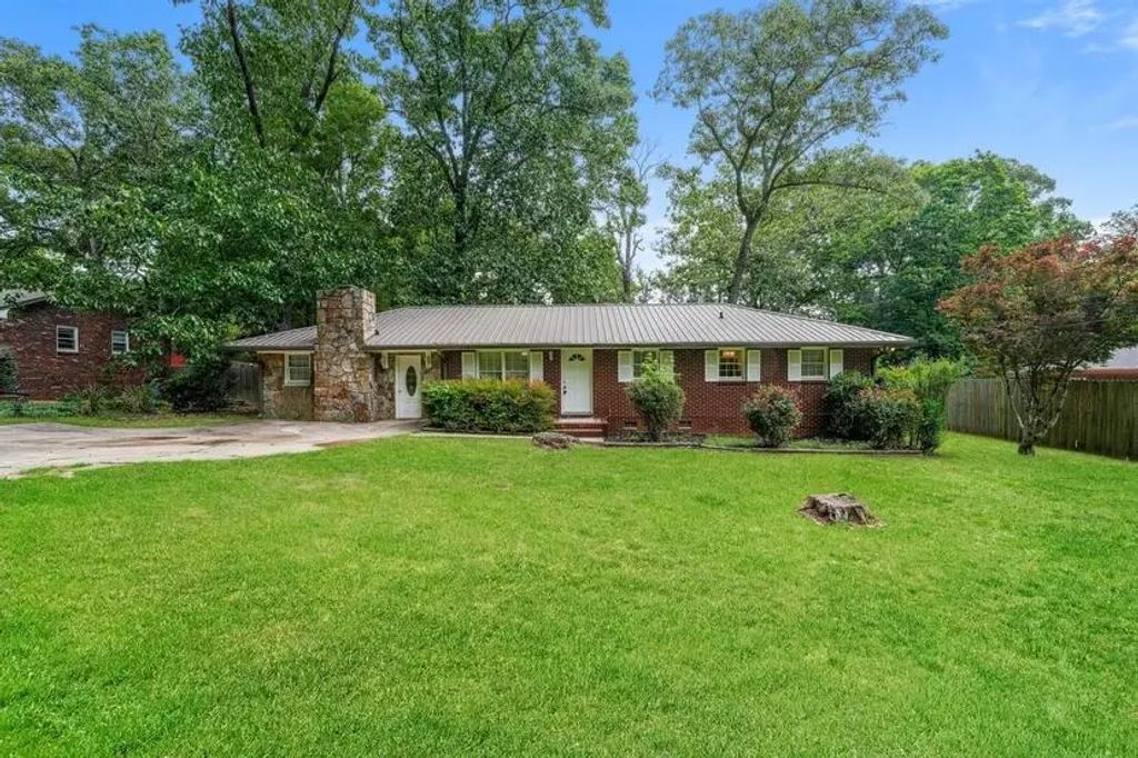 2536 Britt Road, Snellville