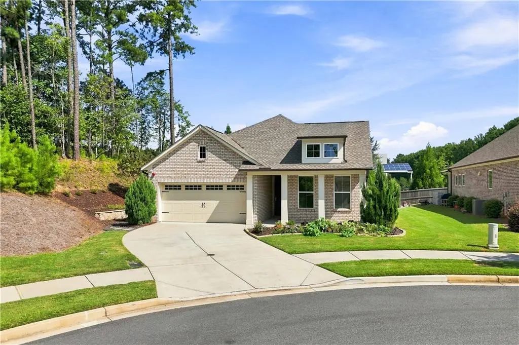201 Floral Valley Drive, Woodstock