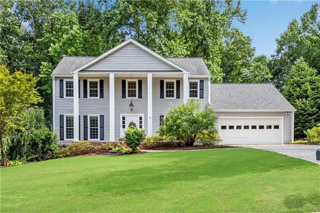 5197 Riverhill Road Ne, Marietta