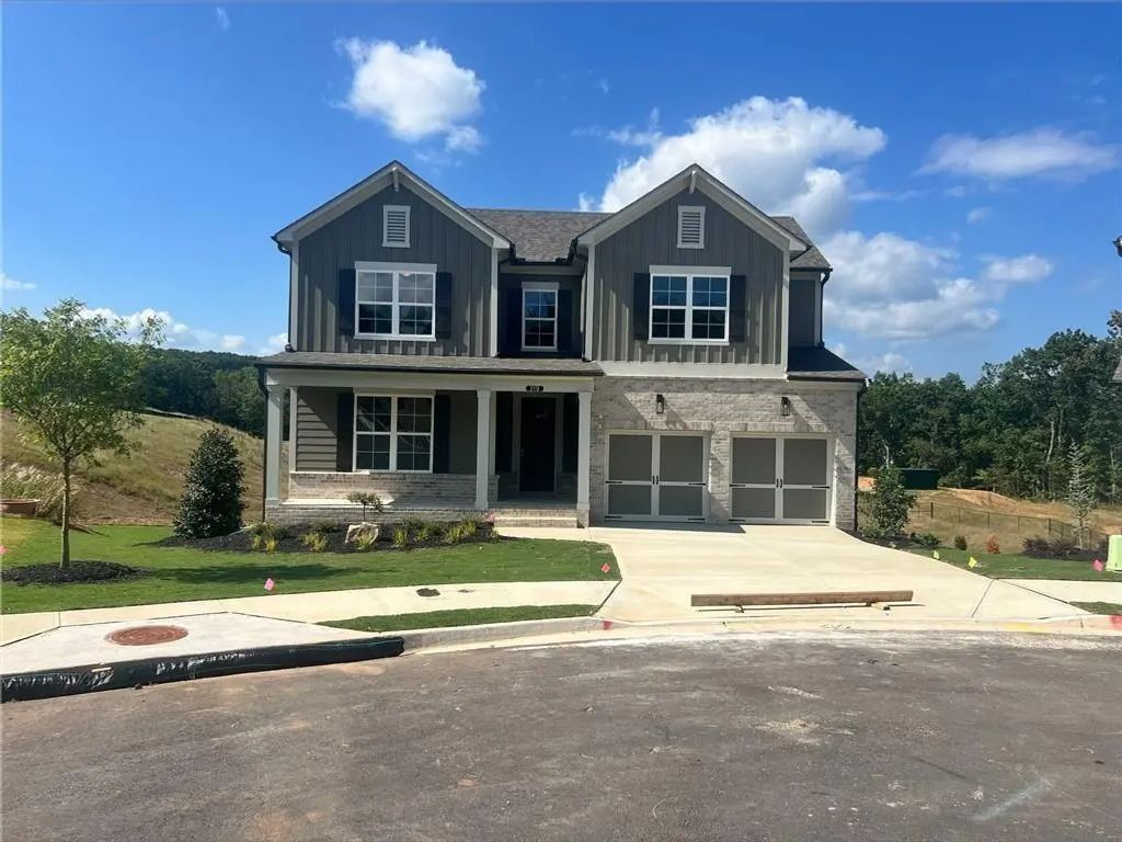 305 Willow Cove, Canton