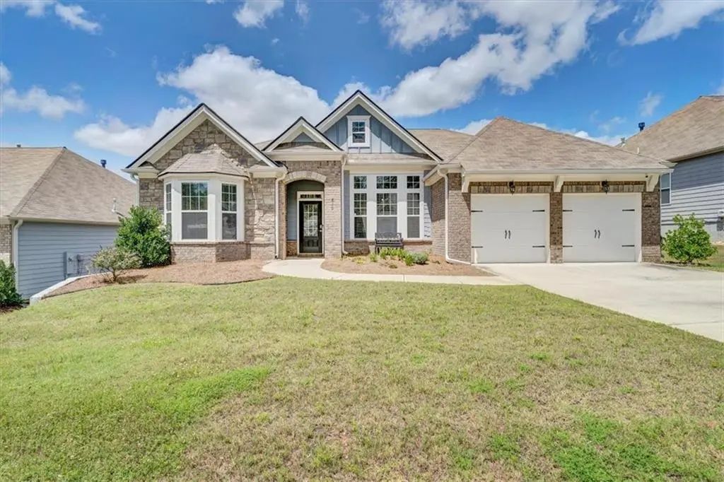 810 Codex Drive, Fairburn