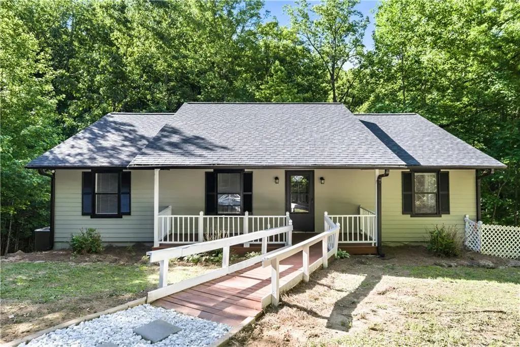 1029 Woodlawn Drive, Cleveland