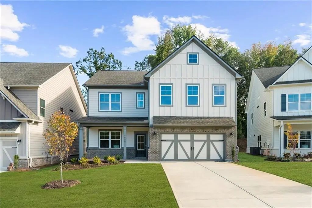5582 Overview Drive, Flowery Branch