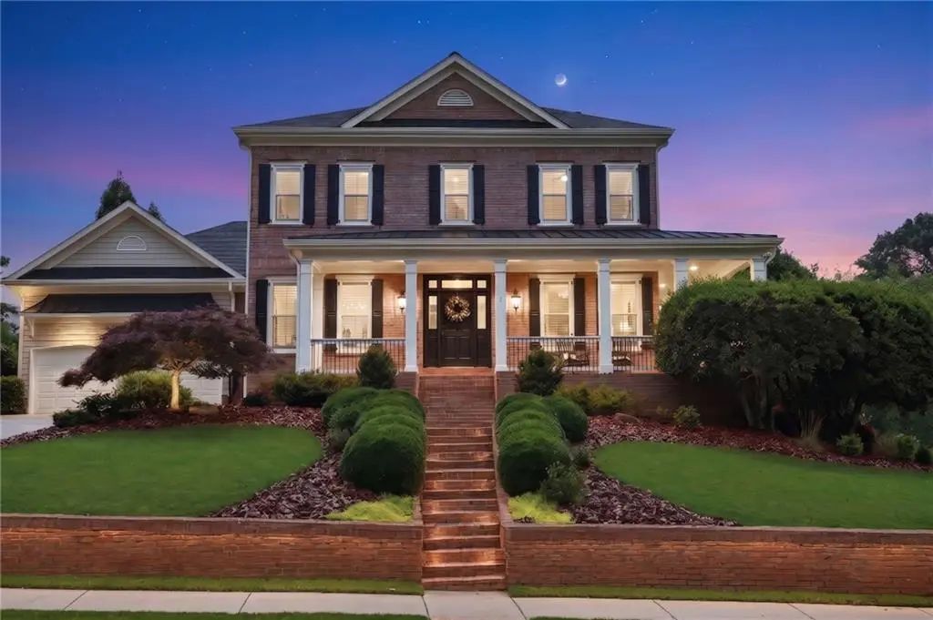 1072 Moores Walk Lane, Suwanee