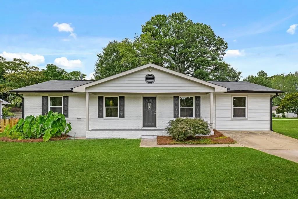 2831 Mobley Drive, Dacula