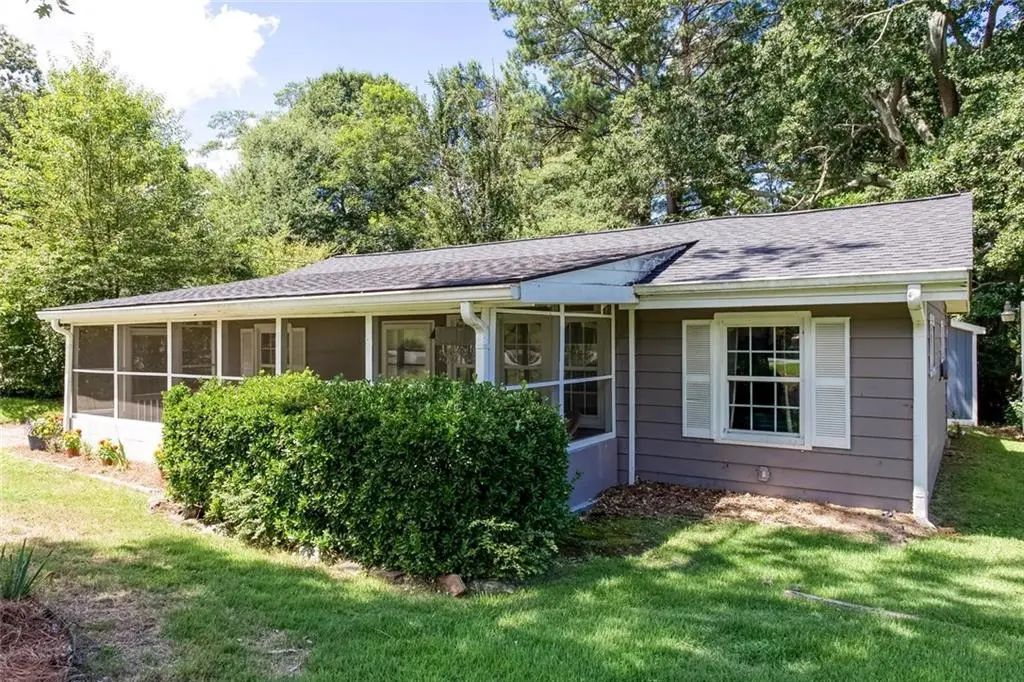 2880 Hall Drive Se, Smyrna