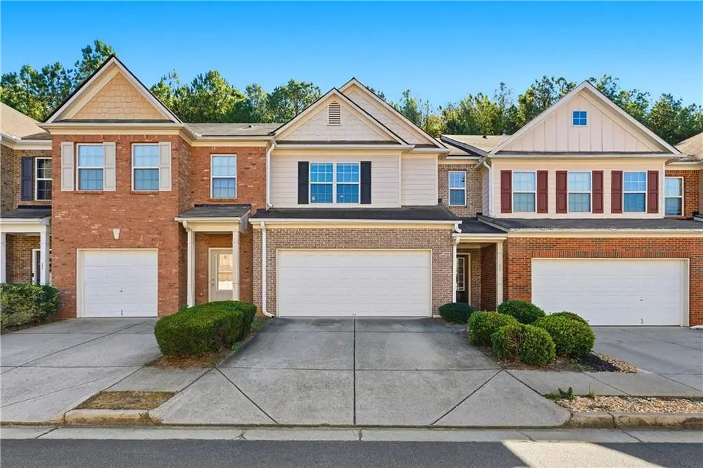 3923 Snipes Court, Lilburn