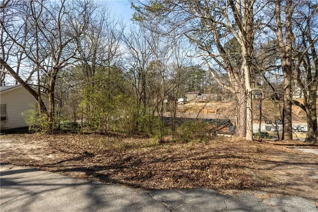 80 Daisy Circle, Canton