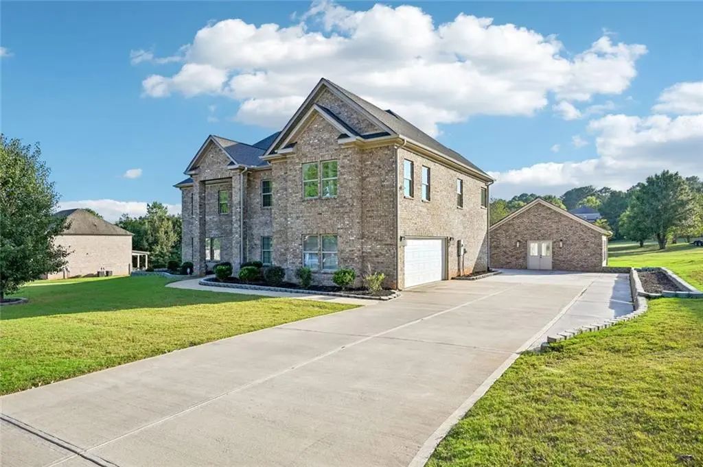 190 Barcelona Drive, Covington