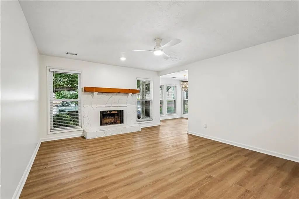1001 Lake Pointe Circle, Roswell