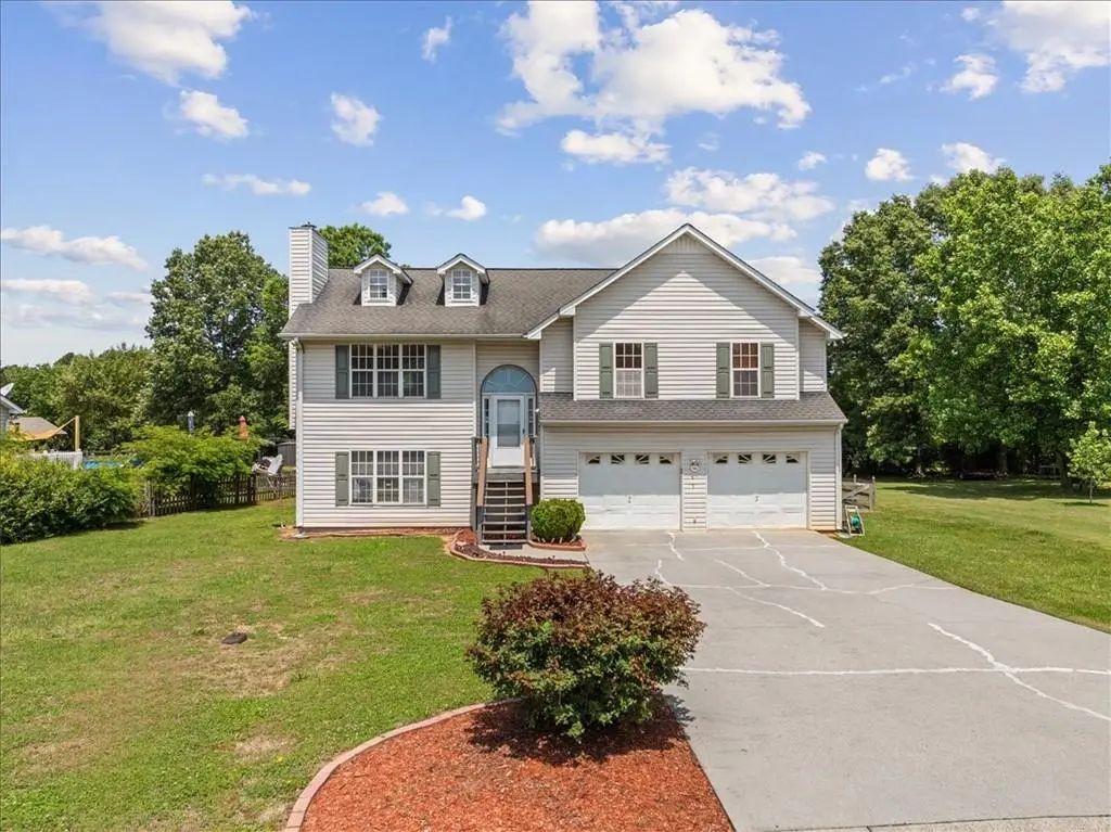 143 Honeysuckle Drive Se, Calhoun