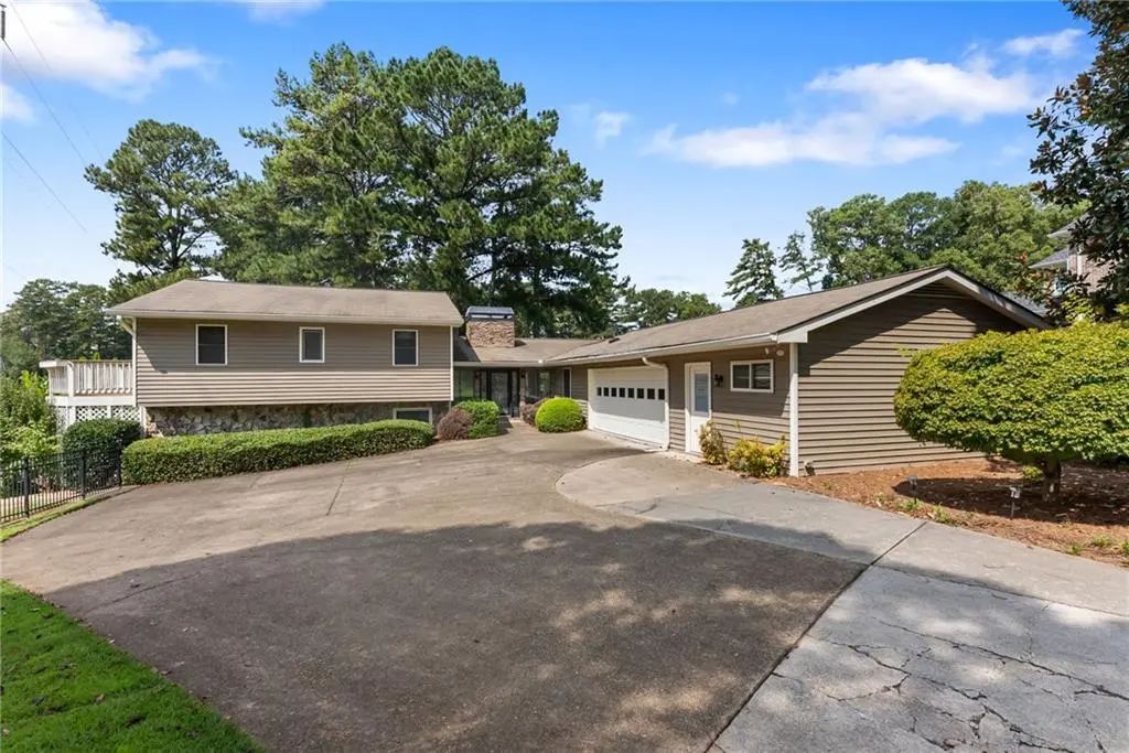 3665 High Green Drive, Marietta