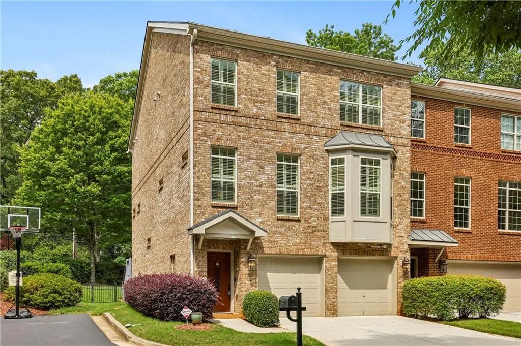 5577 Julian Place, Atlanta