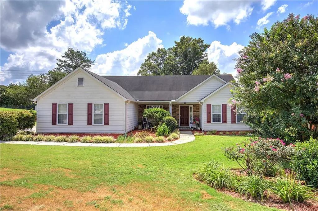 494 Beranda Circle, Douglasville