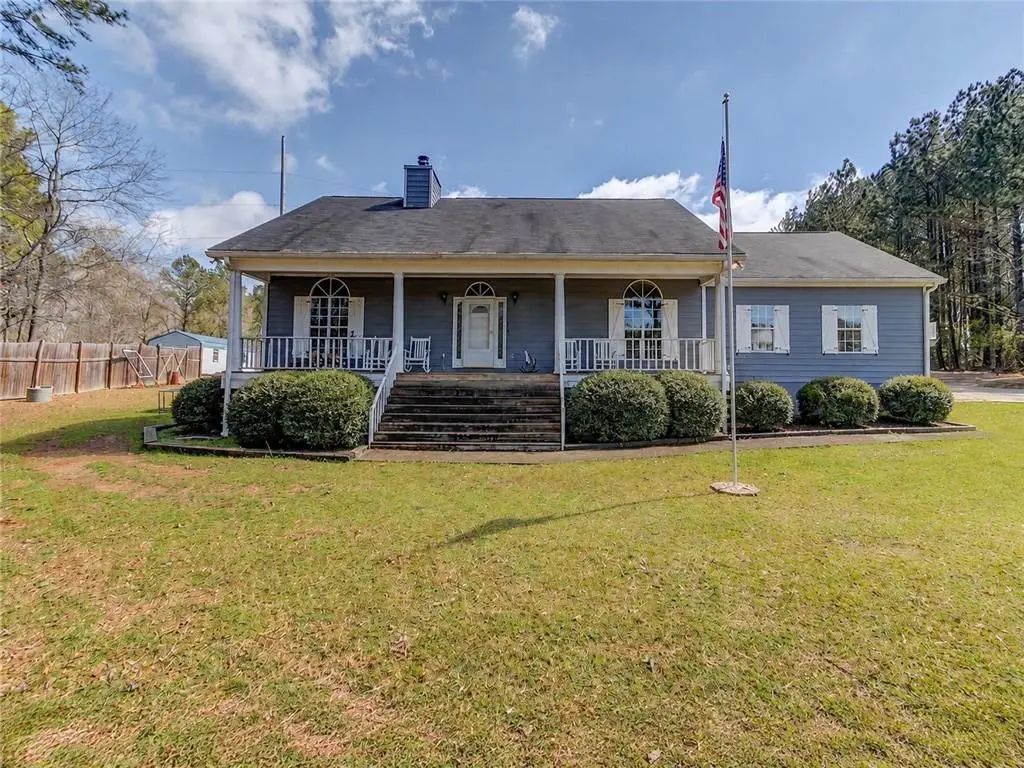 706 Crowell Road N, Covington