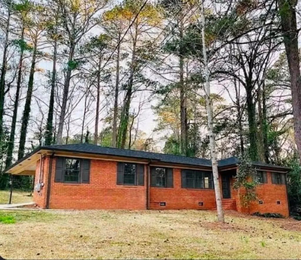 717 Glencove Drive, Macon