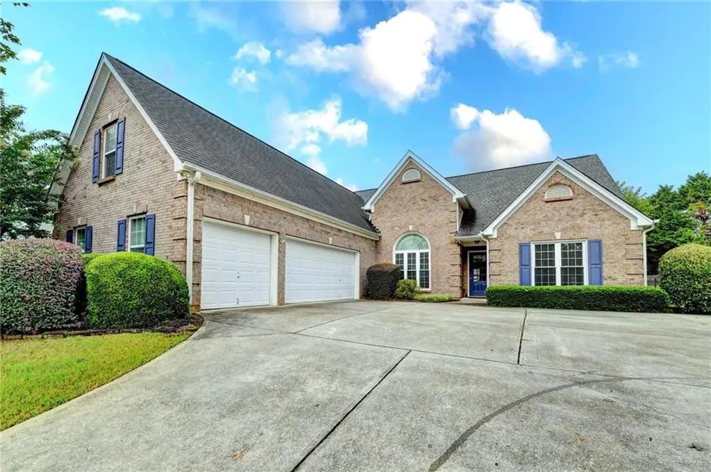 3545 Stoneleigh Run Drive, Buford