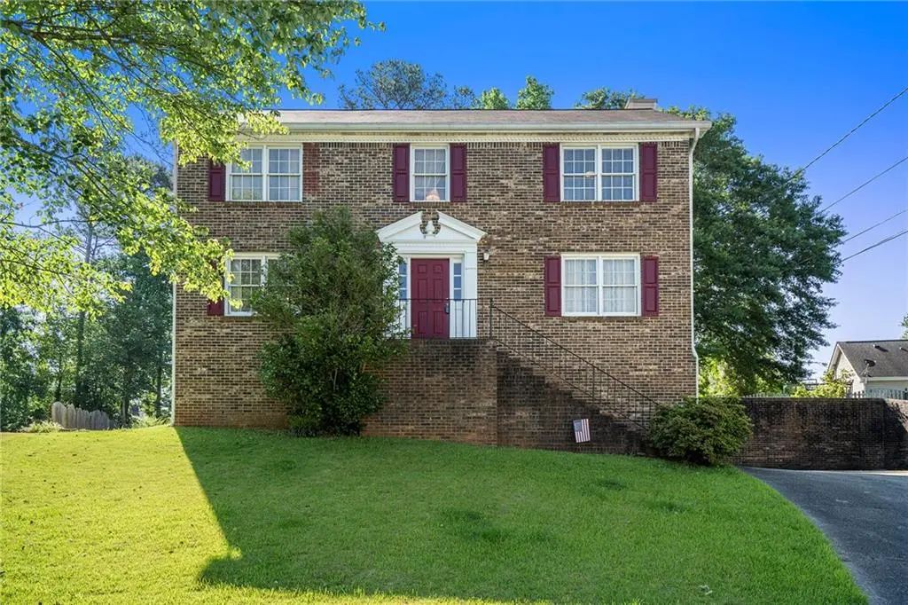 2260 Deer Oaks Trail, Lawrenceville