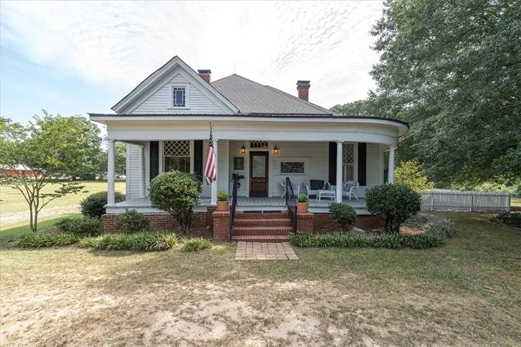 153 Highway 83, Good Hope