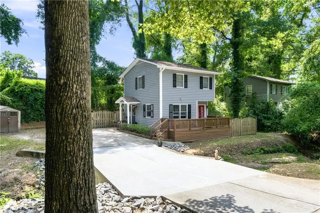 119 William Drive, Athens