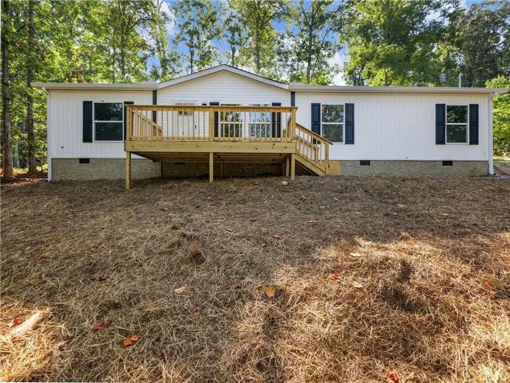 277 Eden Woods, Clarkesville