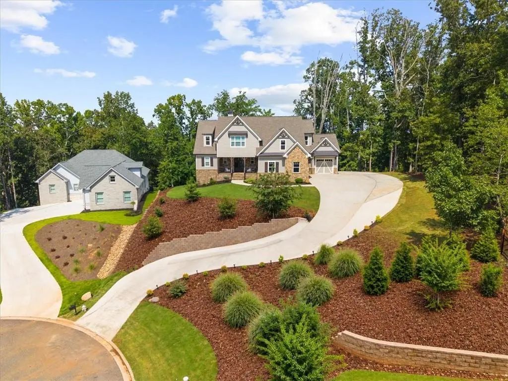 7560 Crestline Drive, Dawsonville