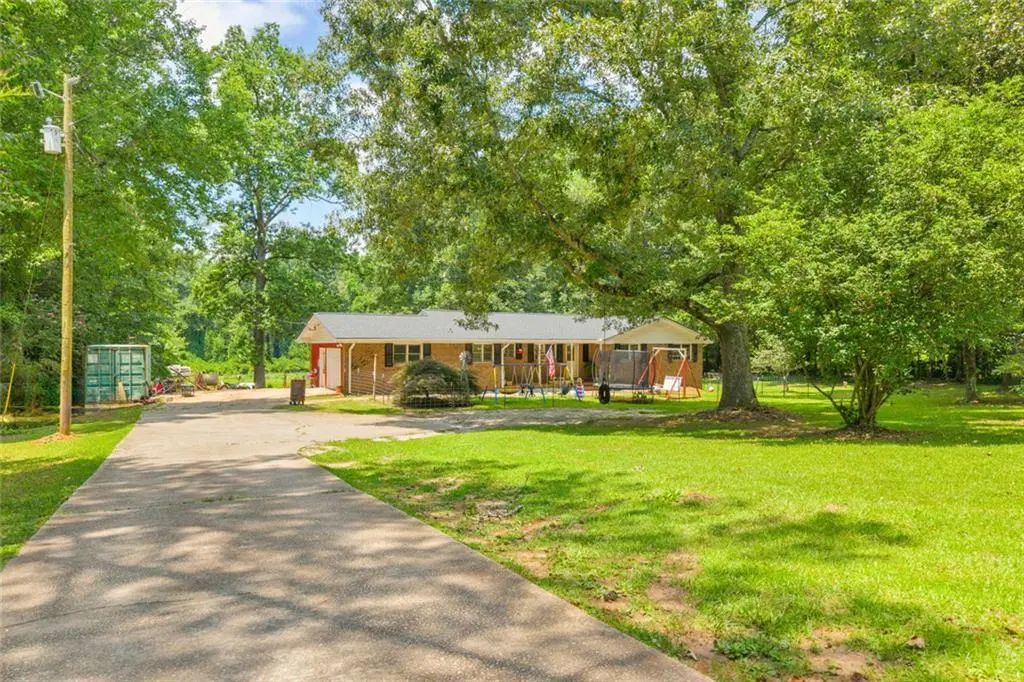 849 Swan Lake Road, Stockbridge