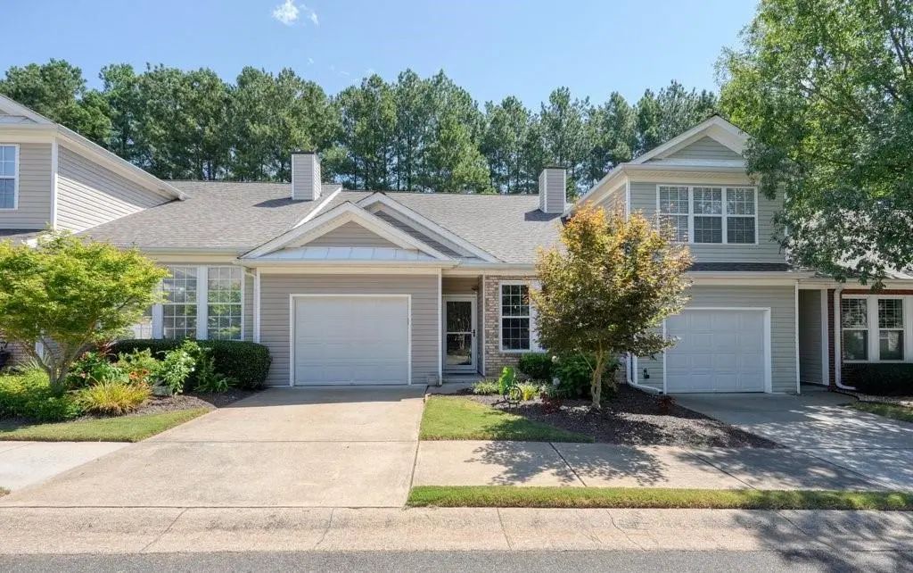 222 Riverstone Place, Canton