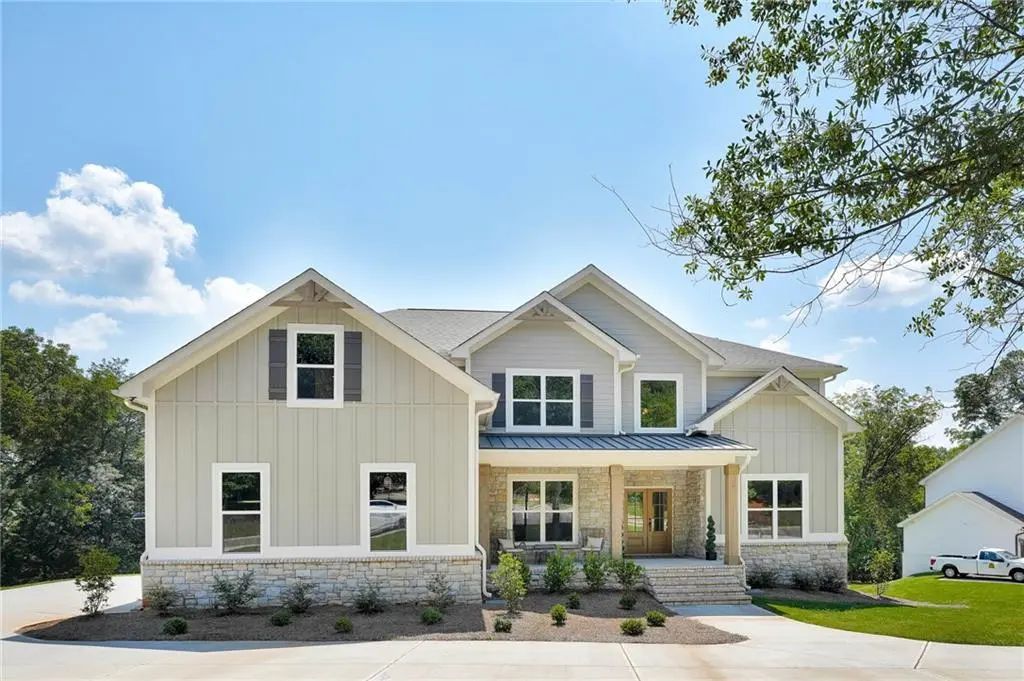 290 Races Road, Hoschton