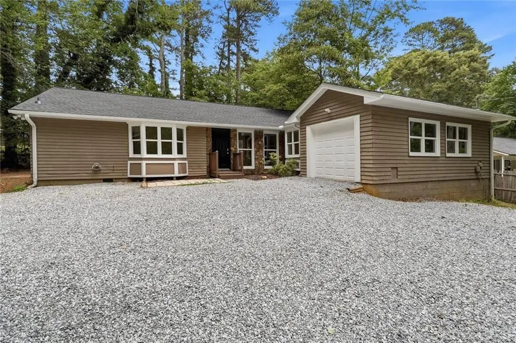 1250 Allendale Drive, Cumming
