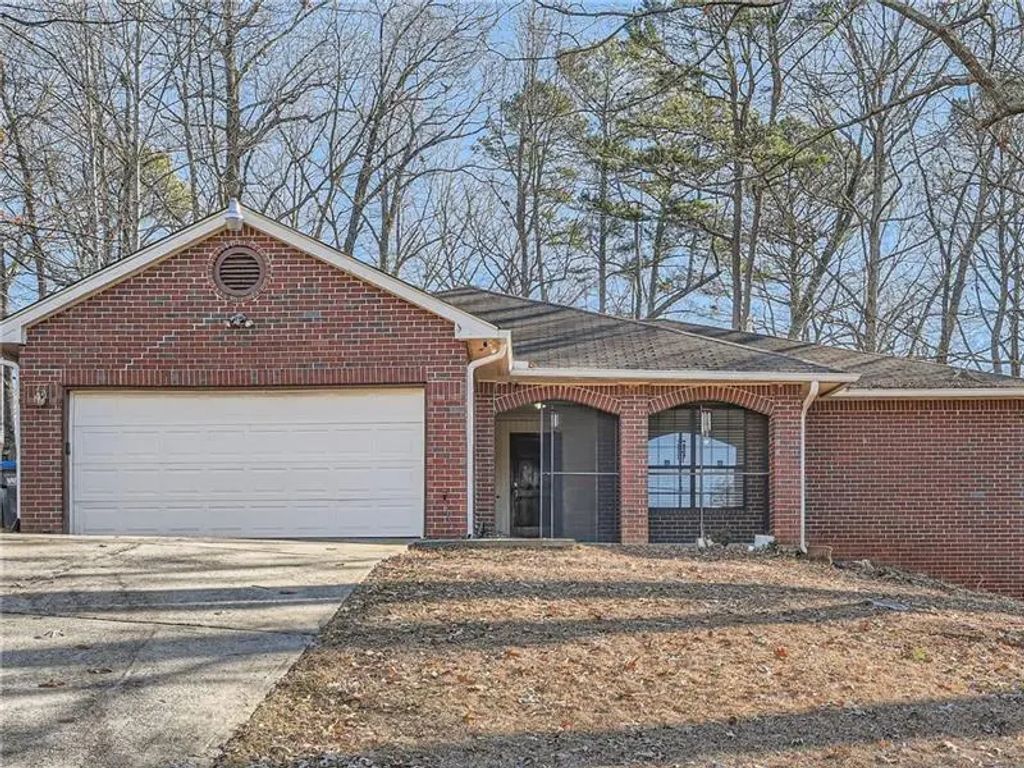 1321 Beeblossom Trail, Lawrenceville