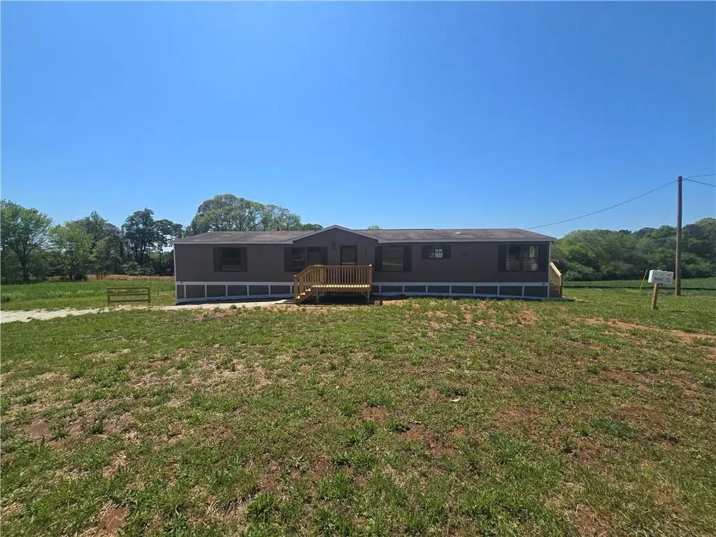 2525 Rock Pillar Road, Carnesville