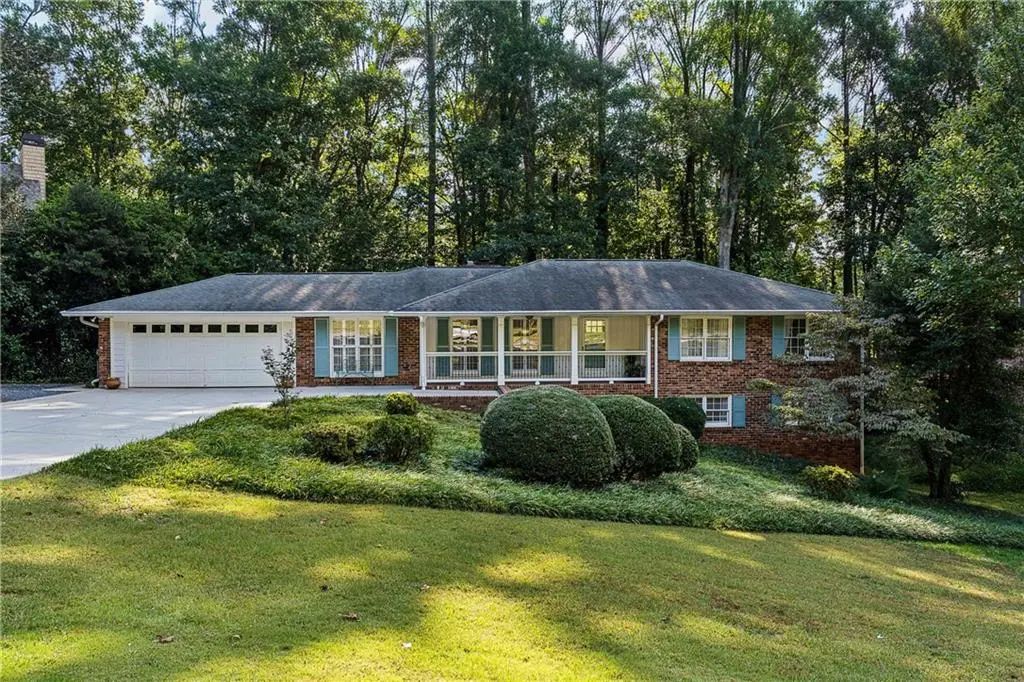 4141 Ashwoody Trail Ne, Atlanta
