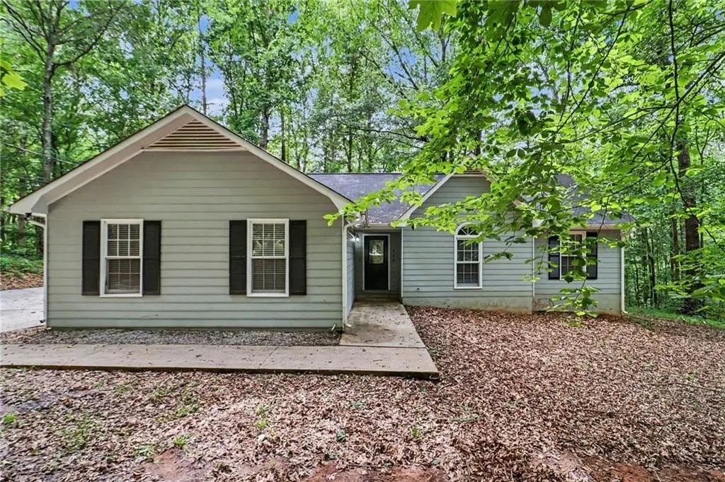 160 Vineyards Drive, Newnan