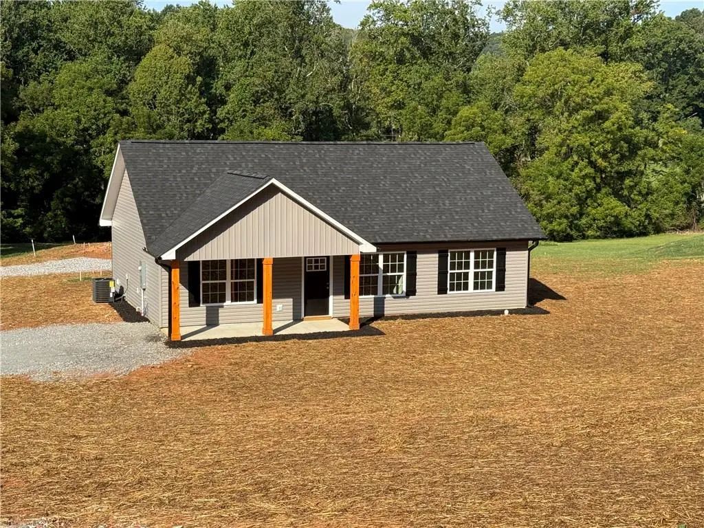 50 Charlies Way, Dahlonega