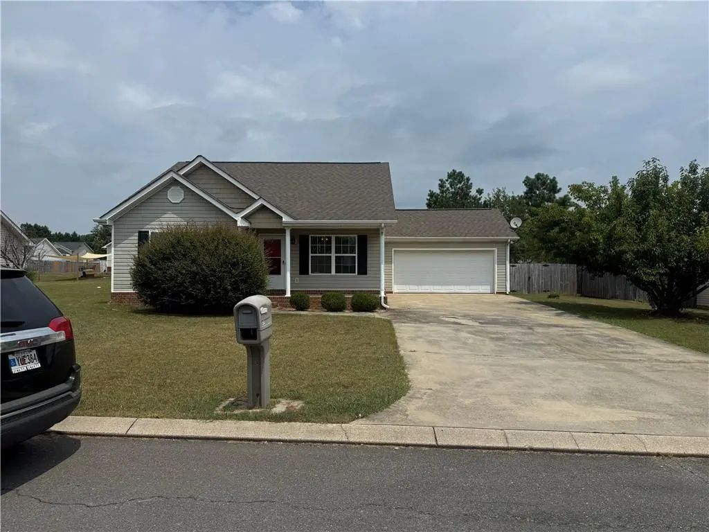 50 Brittany Court, Chatsworth