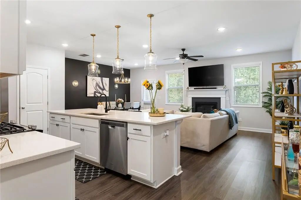3730 Silvery Way, Powder Springs