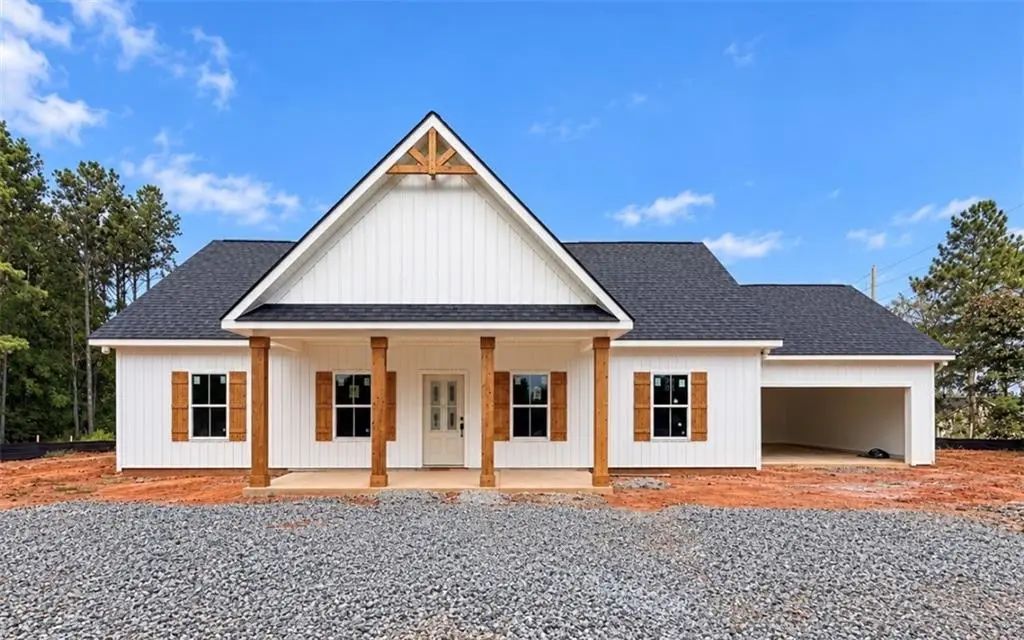 207 Cole Lake Rd, Dallas