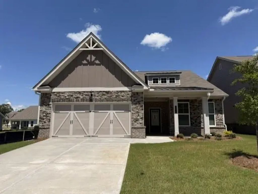 2620 Warbler Pass, Loganville