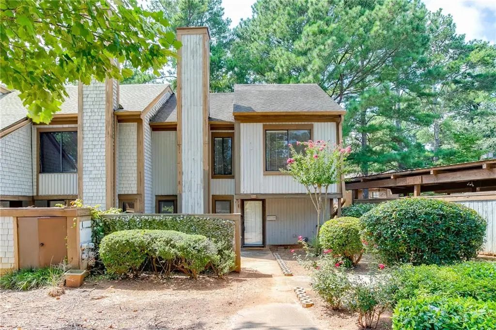 27 Willowick Drive, Lithonia