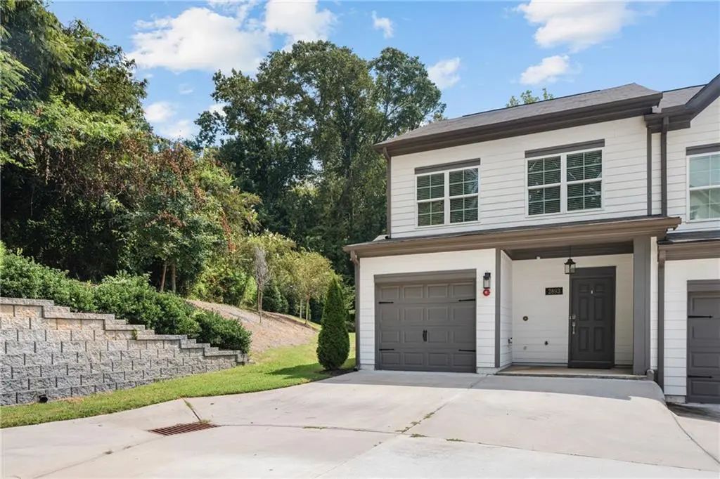 2893 Royal Heights Drive, Atlanta