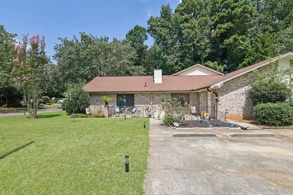 1238 Shannon Way Sw, Marietta