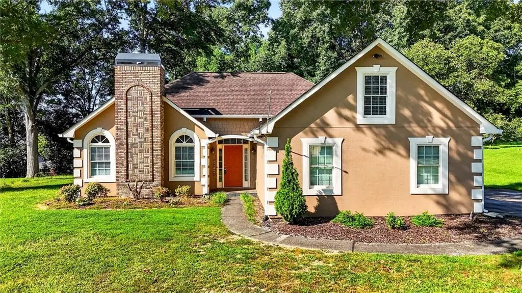 1880 Ashton Brooke Lane, Buford