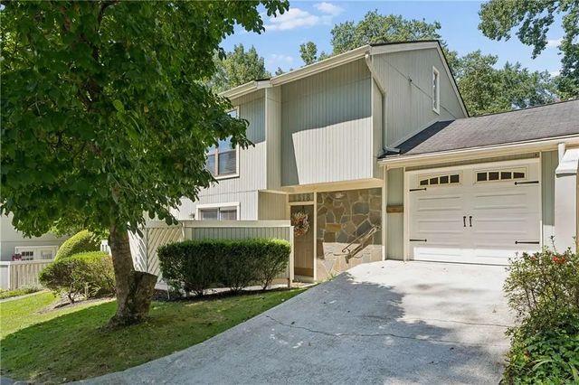 2318 Colonial Drive Ne, Atlanta