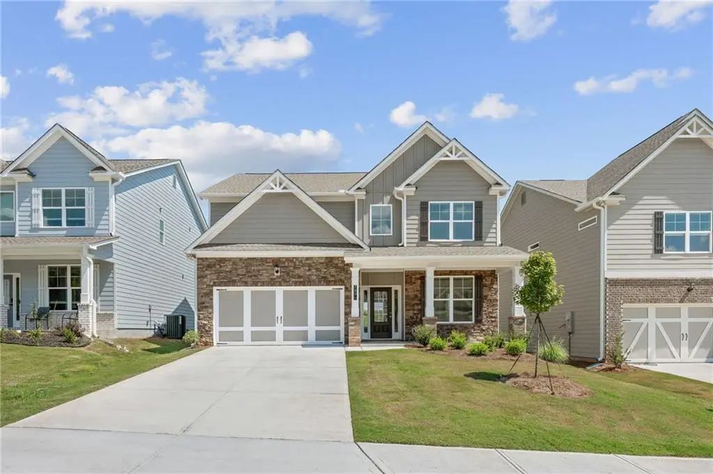 7371 Rocklin Lane, Flowery Branch