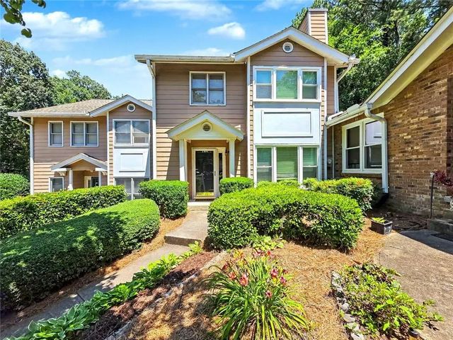184 Peachtree Hollow Court, Atlanta