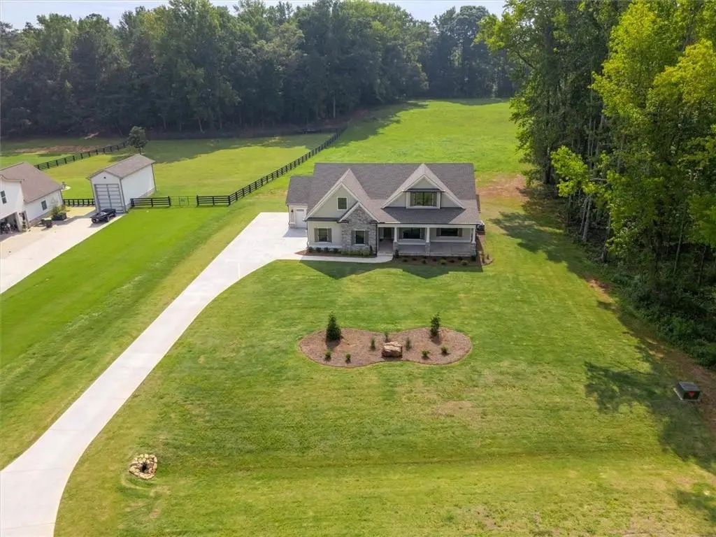 947 Lake Varner Drive, Covington