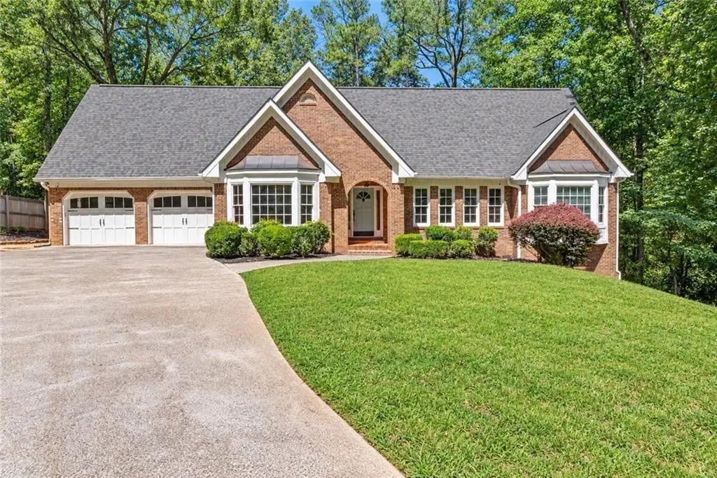 1230 Cliffpine Court Sw, Marietta