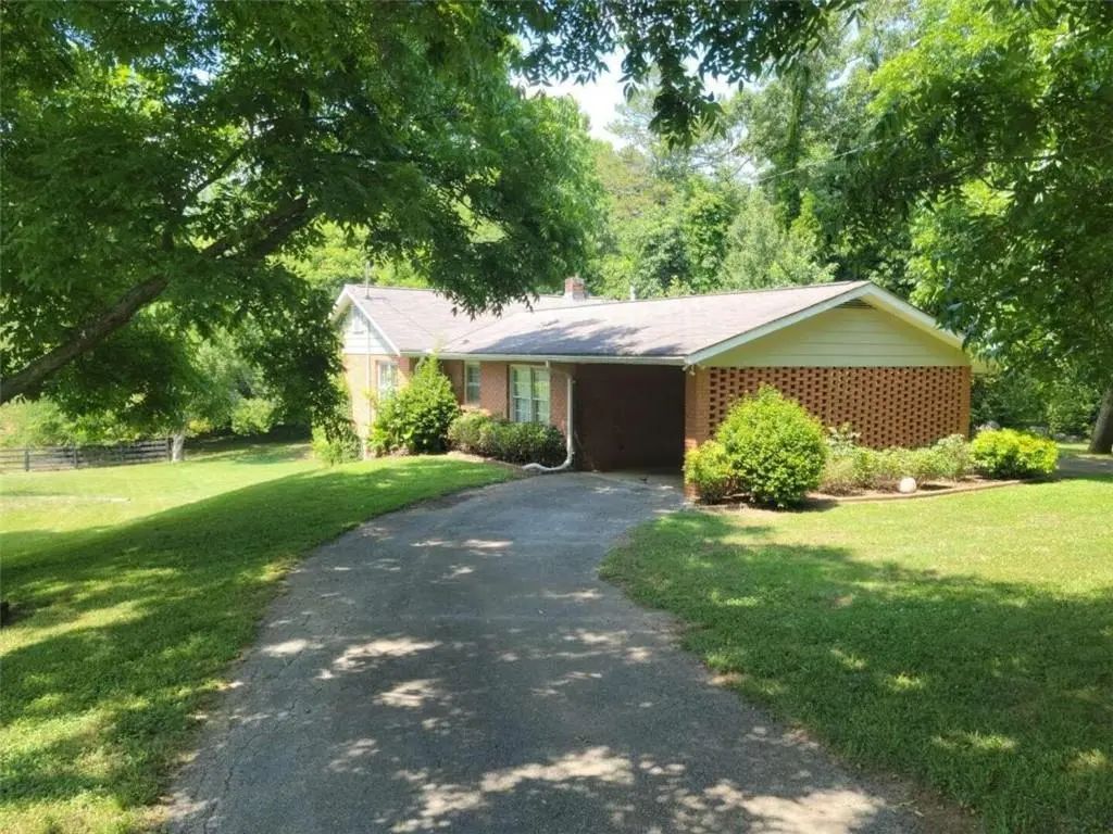 2610 Little River Park Road, Gainesville